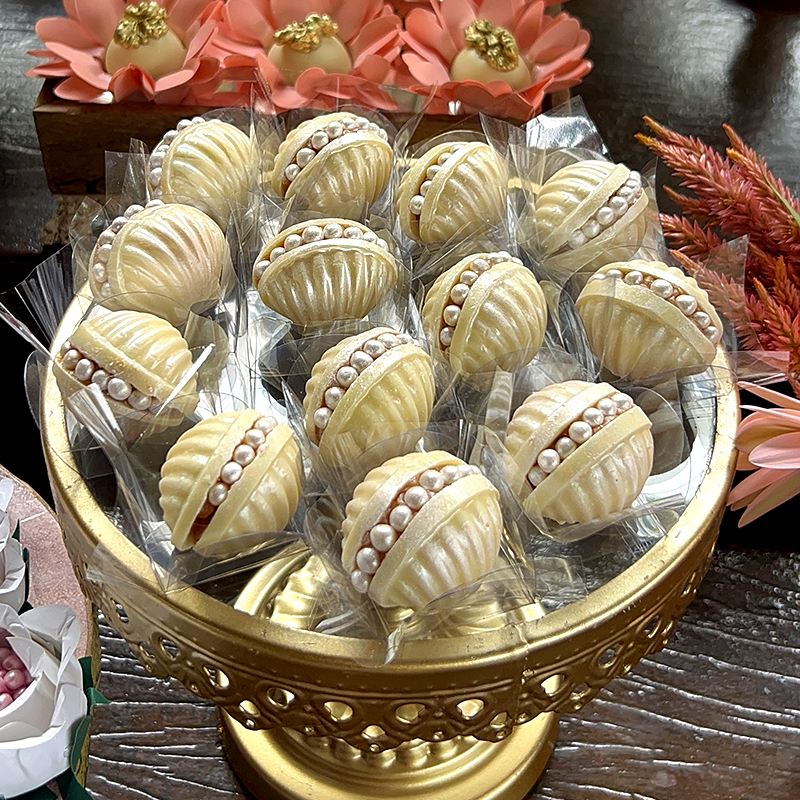 Concha de Chocolate Branco com Doce de Leite